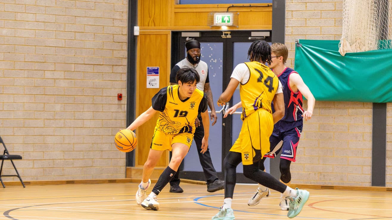 Mens Basketball: FREE Sports Session